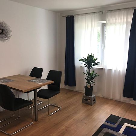 Schoene Neu Erbaute Wohnung Berlino Esterno foto