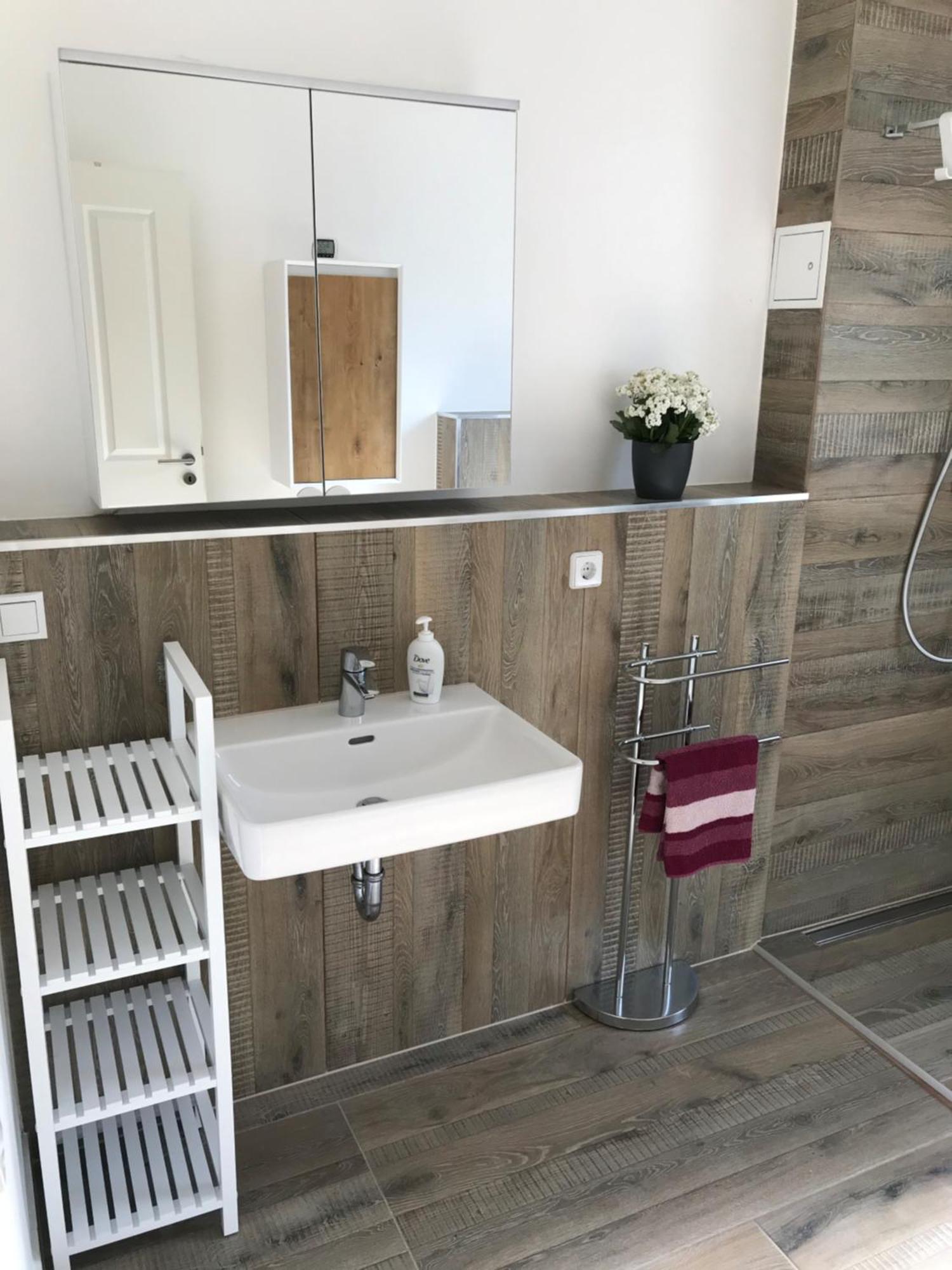 Schoene Neu Erbaute Wohnung Berlino Esterno foto